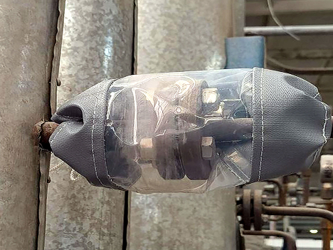 Removable reusable safety blanket and jacket insulation flange protector for leak prevention