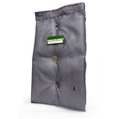 Removable reusable high-temperature blanket and jacket insulation sample