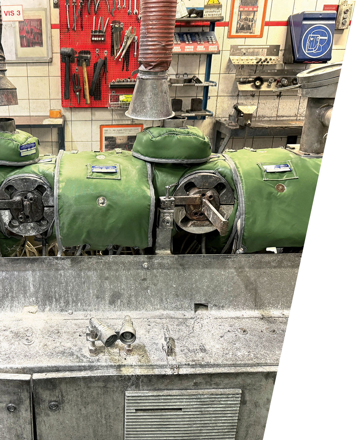 Removable reusable thermal blanket and jacket insulation installed on plastic extruder barrel