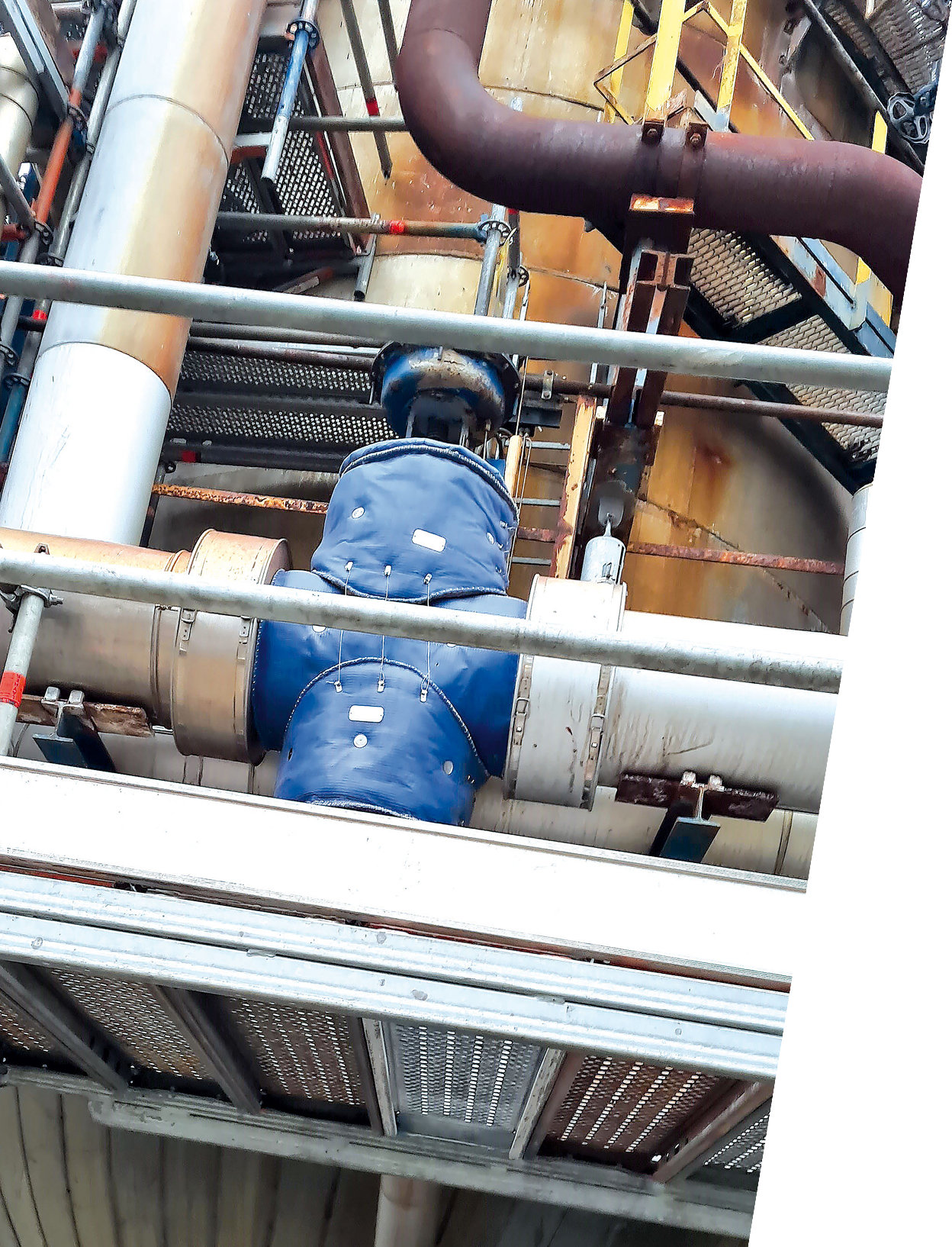 High temperature insulation blanket installed on industrial control valve