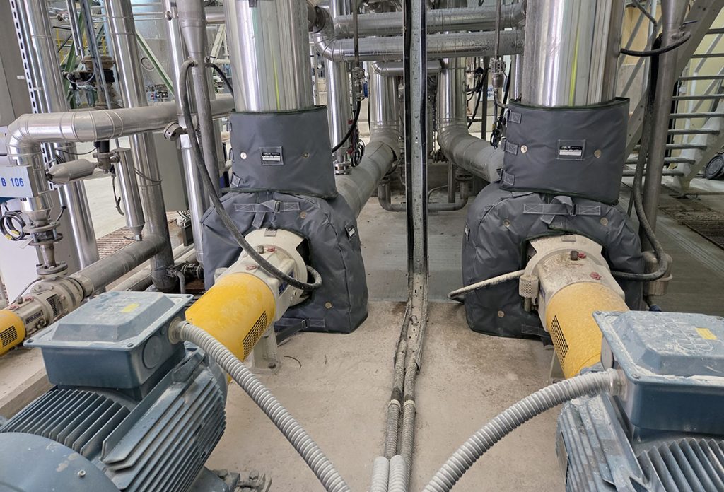 TAS chemical processing insulation using removable insulation jackets